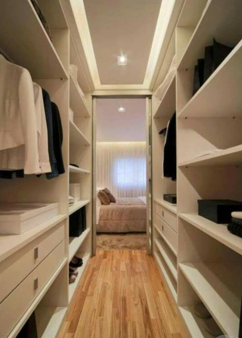 П-образная гардеробная комната в спальню Ангарск