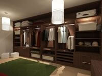 Классическая гардеробная комната из массива с подсветкой Ангарск